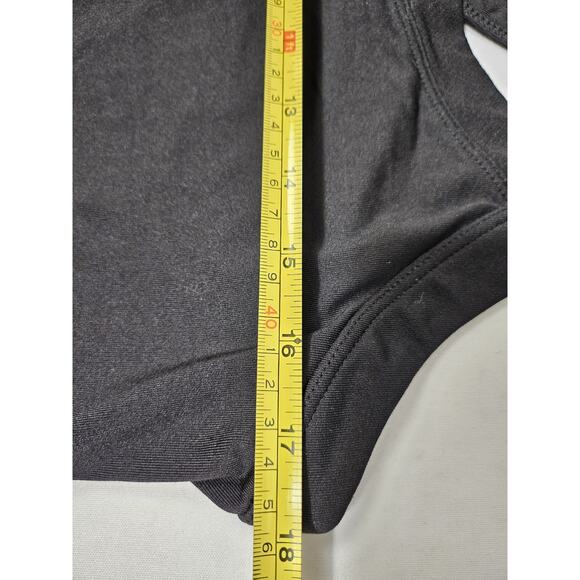 Womens DANSKIN XL BLACK Athletic Workout TANK Top Racerback style lightweight - Picture 2 of 8